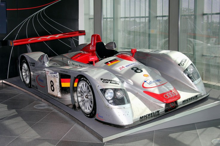 Audi_R8_LMP,_Le_Mans_2000_(museum_mobile_2013-09-03)